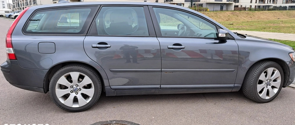 Volvo V50 cena 6200 przebieg: 204000, rok produkcji 2007 z Ustrzyki Dolne małe 106